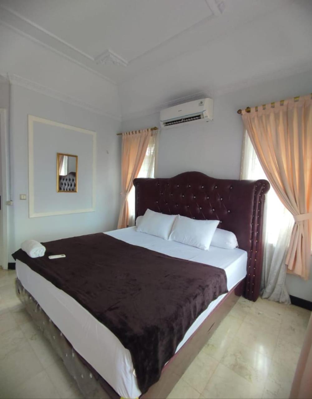 Vila Princess,Sentul 4Bedroom Dan Tenda Camping,Private Pool, Tenis Meja, Mini Billiard, Karaoke, Ayunan,Bbq, 08Satu3 80Satu6 4Satu5Satu Bogor Buitenkant foto